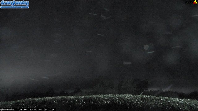 view from iwweather sky cam on 2026-09-15