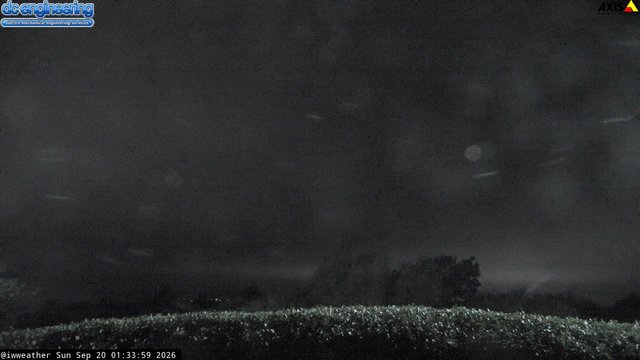 view from iwweather sky cam on 2026-09-20