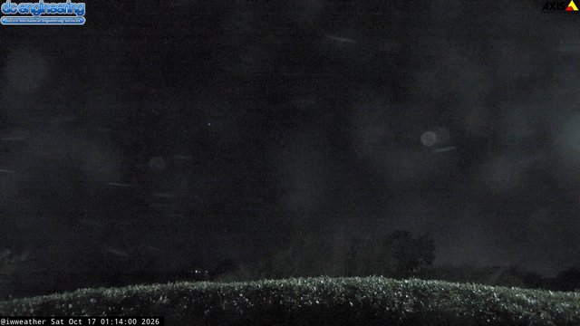 view from iwweather sky cam on 2026-10-17