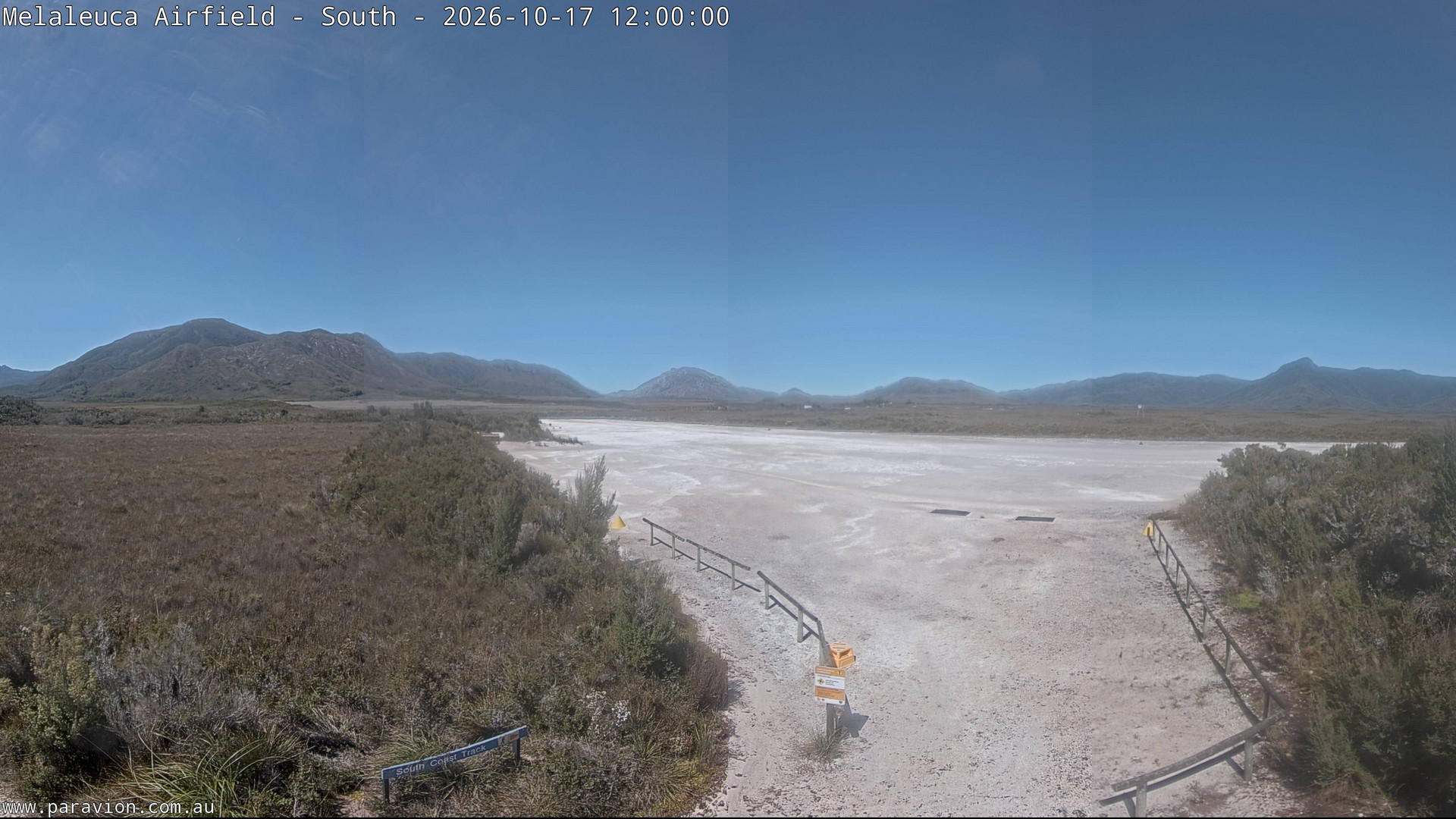 view from Melaleuca Airfield - South on 2026-10-17