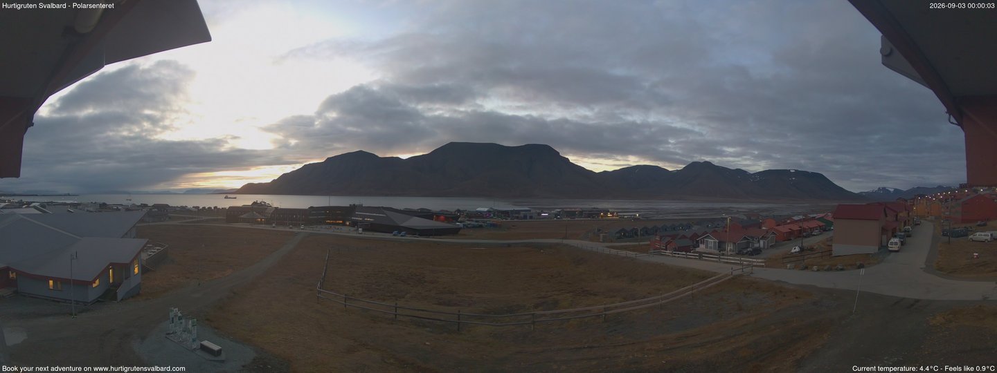 time-lapse frame, Hurtigruten Svalbard - Hiorthfjellet webcam