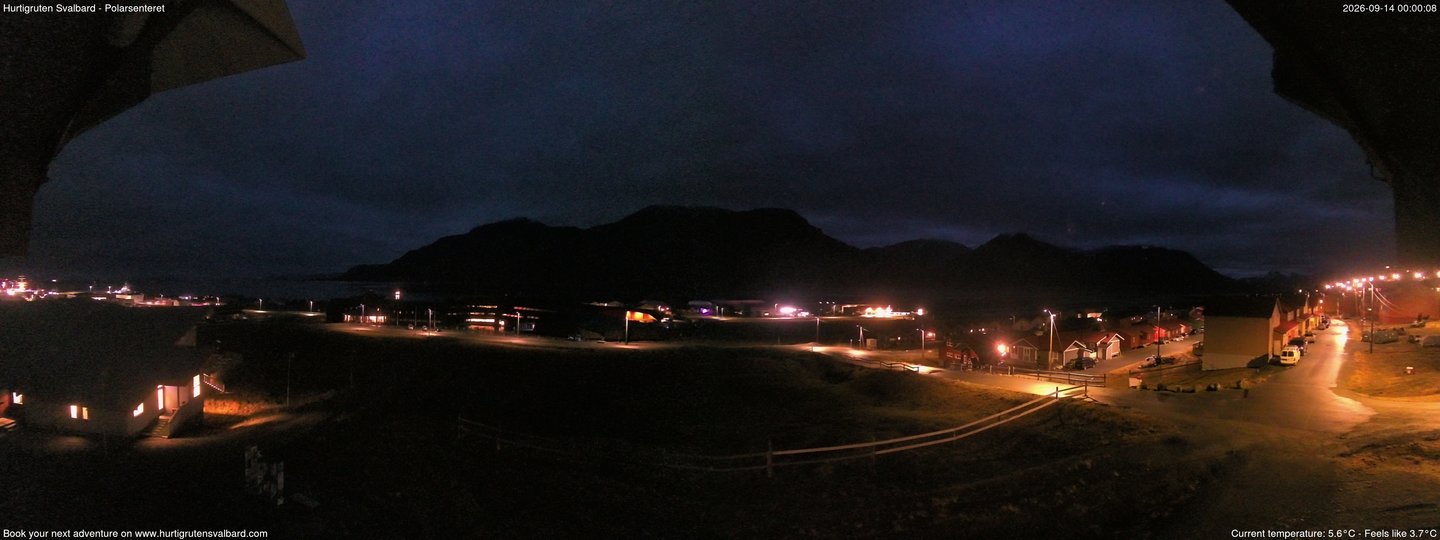 Hurtigruten Svalbard - Hiorthfjellet webcam time-lapse frame, Hurtigruten Svalbard - Hiorthfjellet webcam