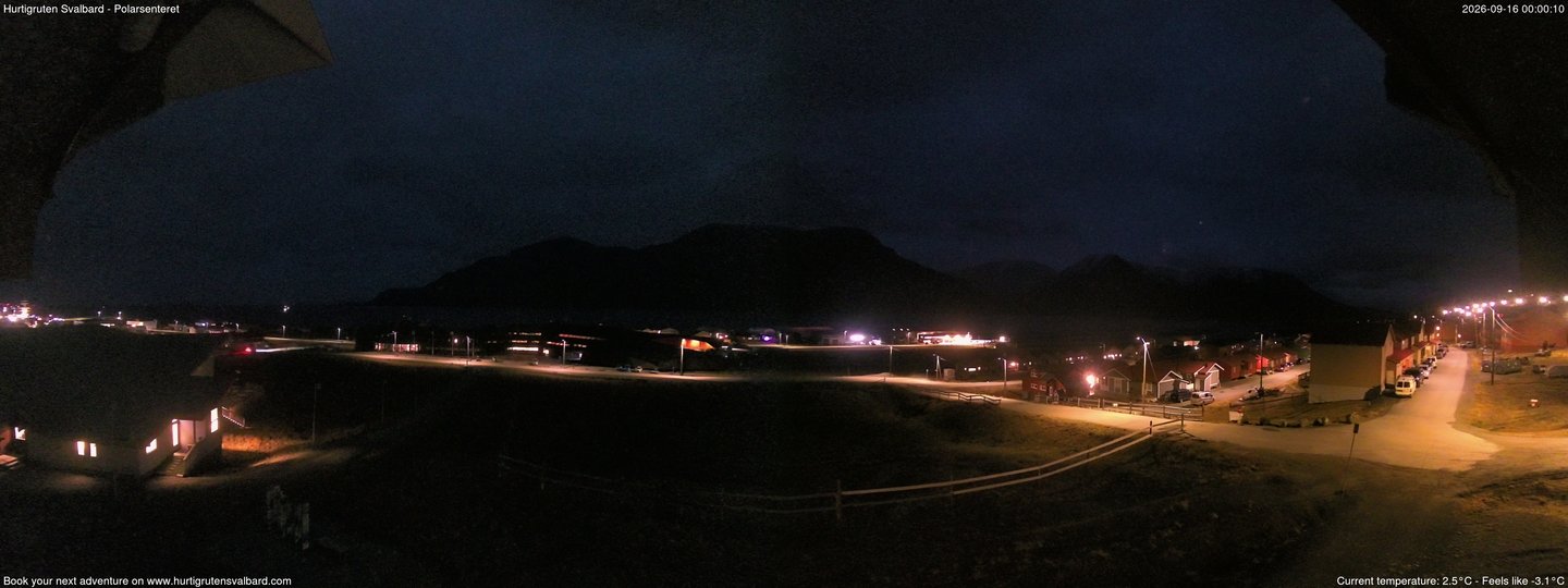 Hurtigruten Svalbard - Hiorthfjellet webcam time-lapse frame, Hurtigruten Svalbard - Hiorthfjellet webcam