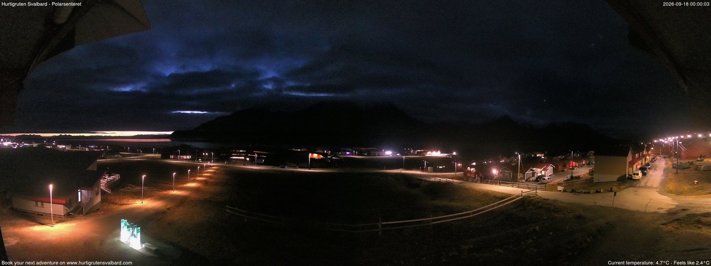 Hurtigruten Svalbard - Hiorthfjellet webcam time-lapse frame, Hurtigruten Svalbard - Hiorthfjellet webcam