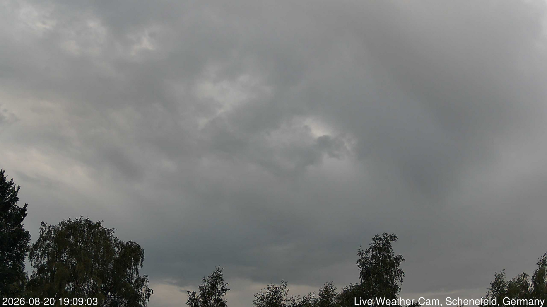 time-lapse frame, 2026-08-20 19:09-21:39 webcam