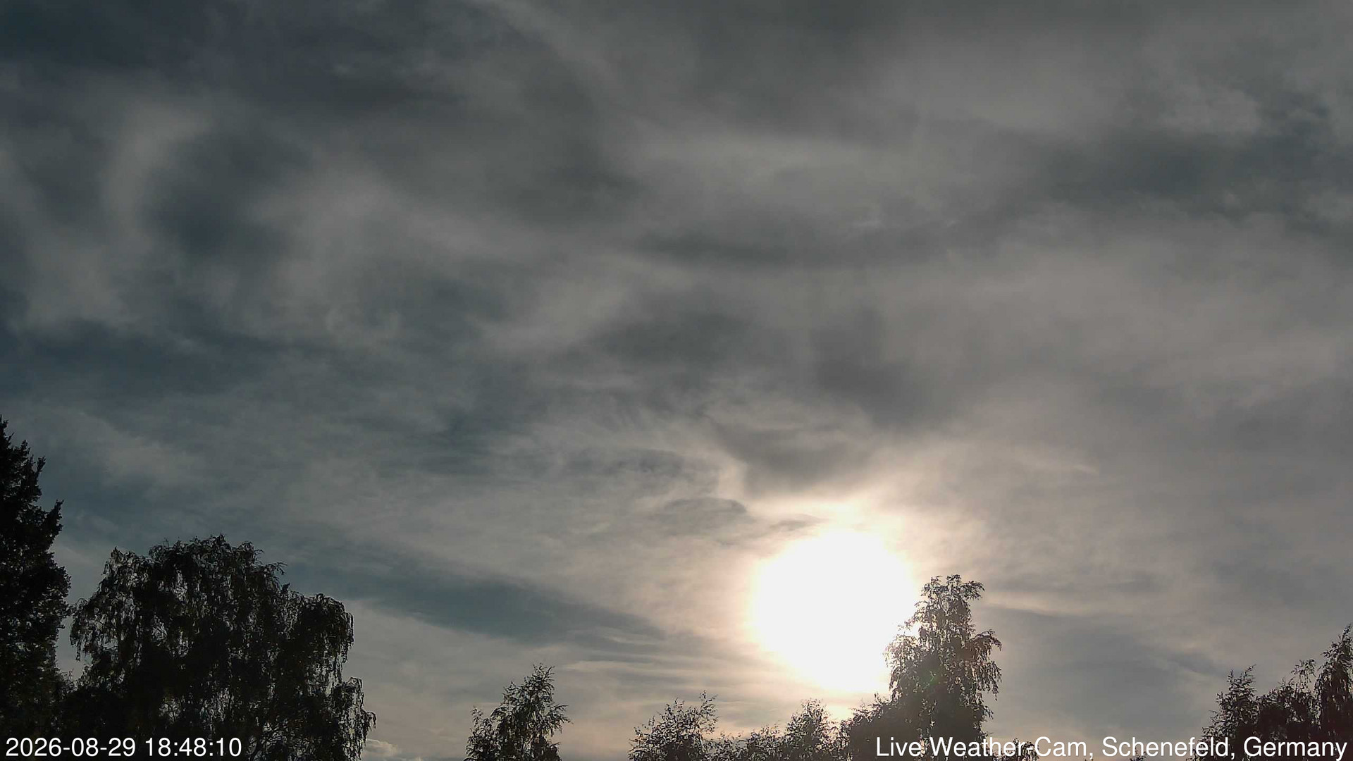 time-lapse frame, 2026-08-29 18:48-21:18 webcam