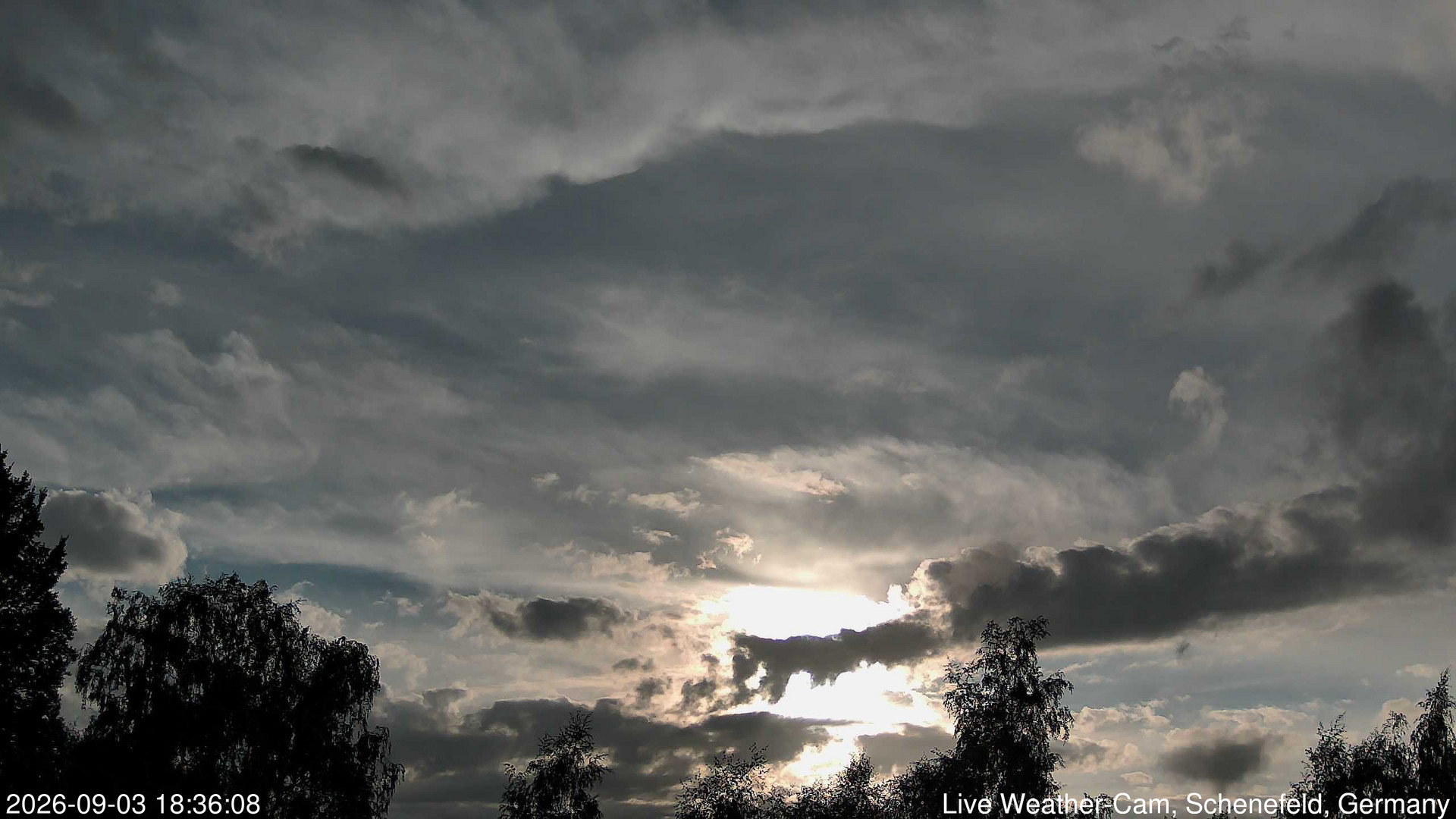 time-lapse frame, 2026-09-03 18:36-21:06 webcam