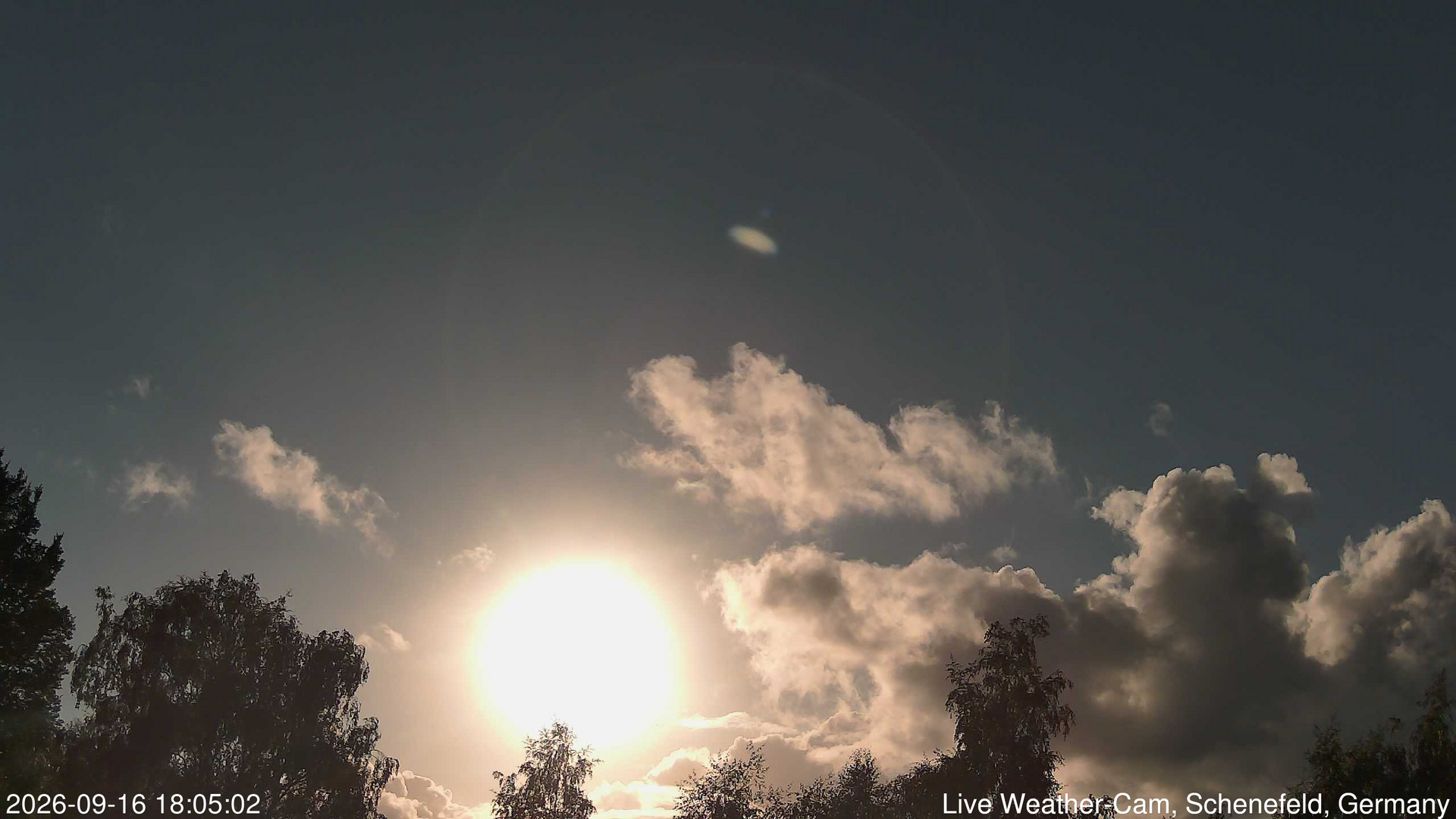 time-lapse frame, 2026-09-16 18:05-20:35 webcam
