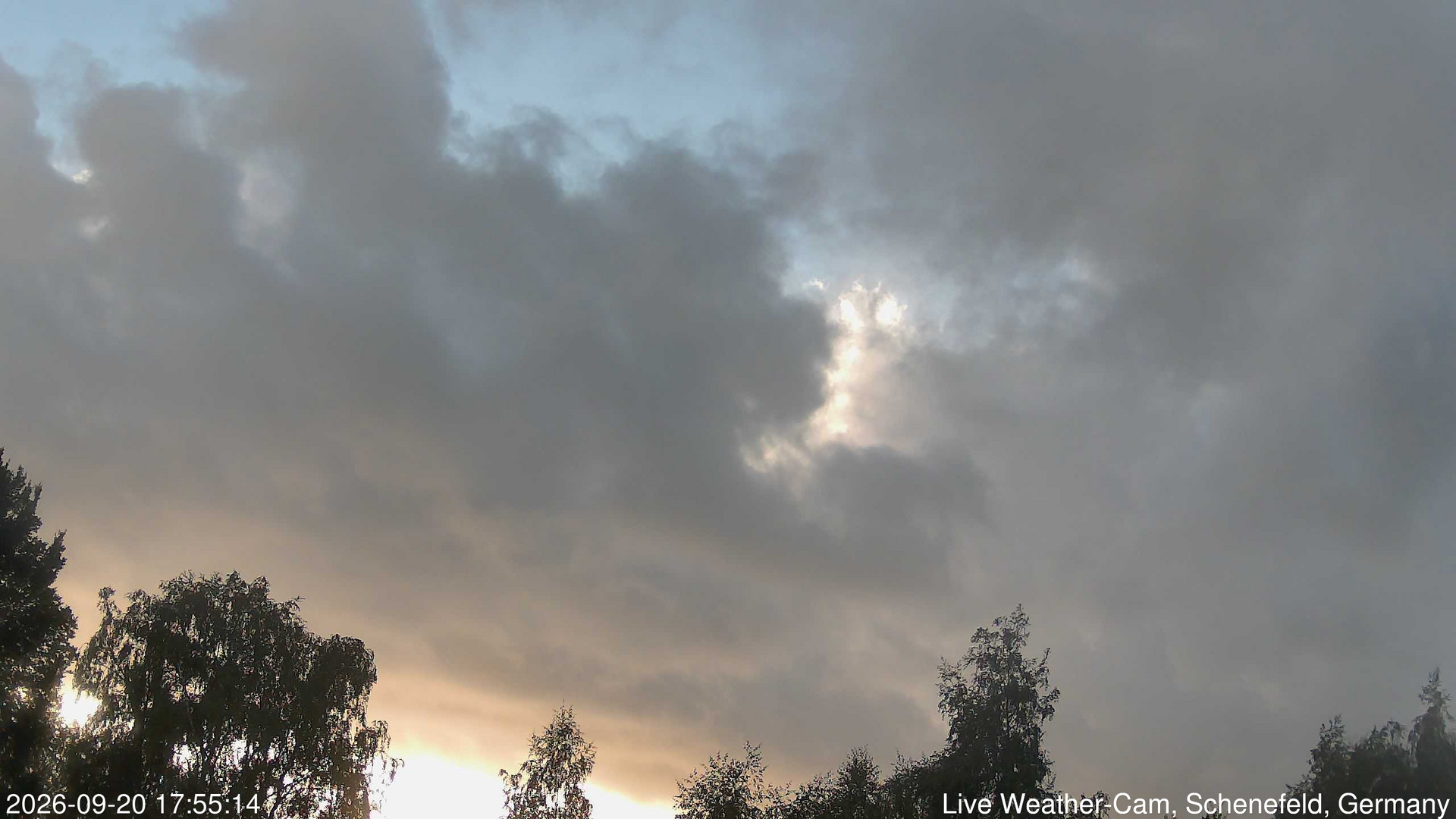 time-lapse frame, 2026-09-20 17:55-20:25 webcam