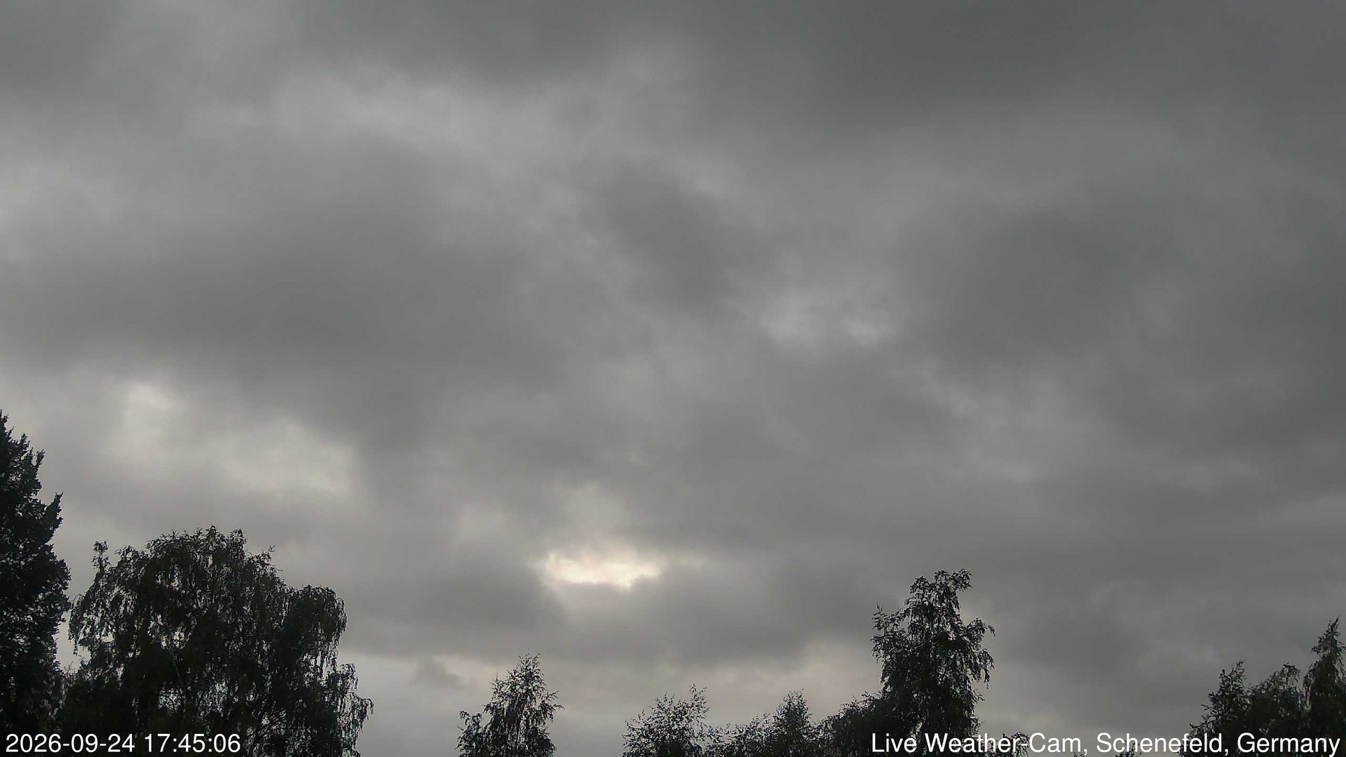 time-lapse frame, 2026-09-24 17:45-20:15 webcam