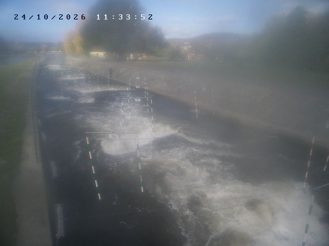 view from Troja - bottom on 2026-10-24